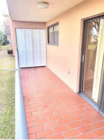5765 W 25th Ct 211, Hialeah, FL 33016