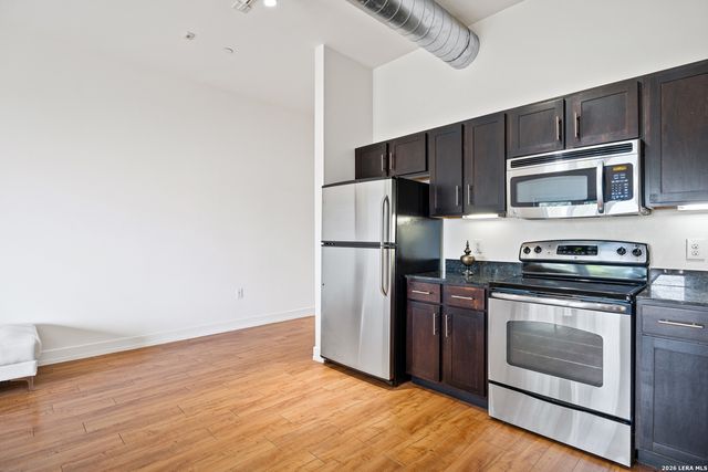1401 S Flores St Apt 308, San Antonio, TX 78204