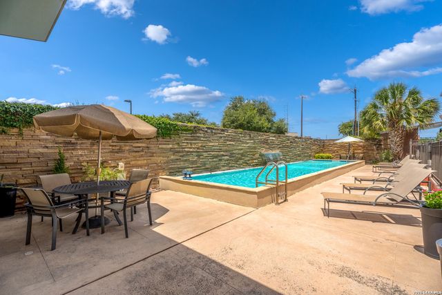 1401 S Flores St Apt 308, San Antonio, TX 78204