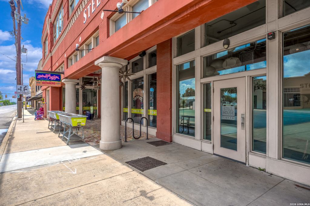 1401 S Flores St Apt 308, San Antonio, TX 78204