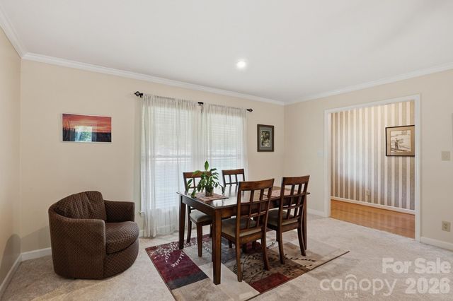 4323 Creemore Drive, Charlotte, NC 28213