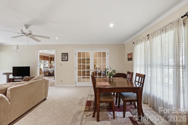 4323 Creemore Drive, Charlotte, NC 28213