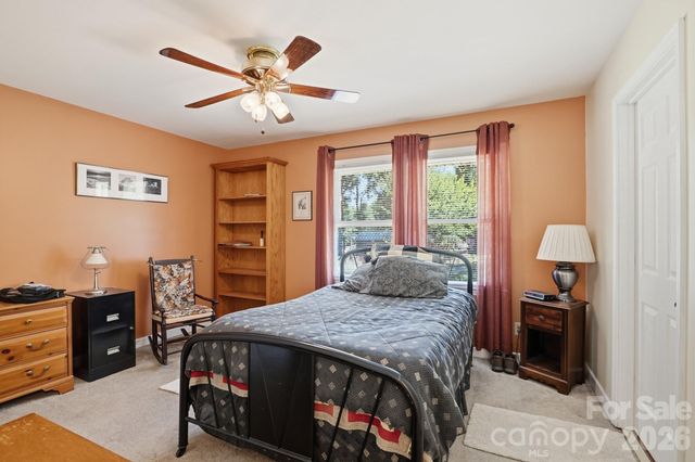 4323 Creemore Drive, Charlotte, NC 28213
