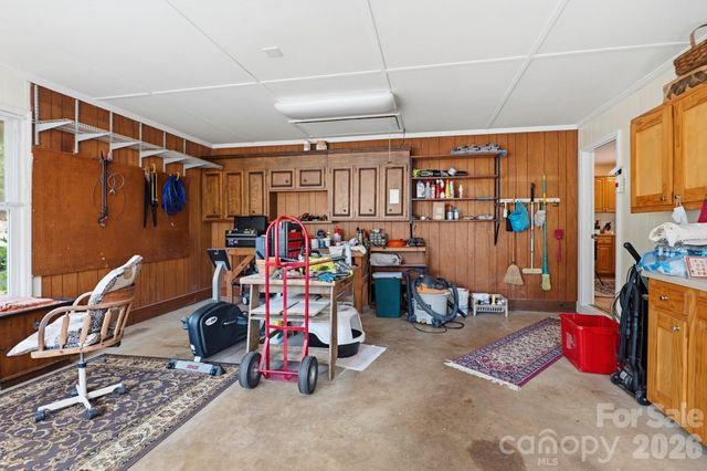 4323 Creemore Drive, Charlotte, NC 28213