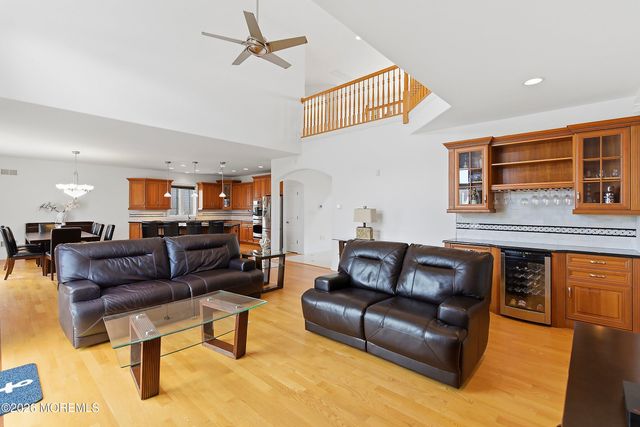 17 Lagoon Drive W, Toms River, NJ 08753