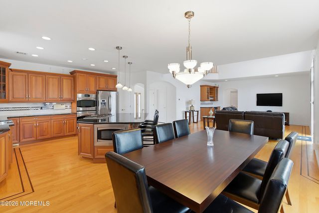 17 Lagoon Drive W, Toms River, NJ 08753