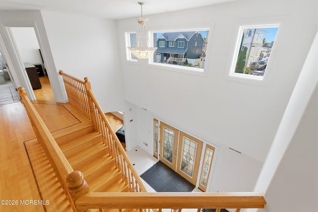 17 Lagoon Drive W, Toms River, NJ 08753