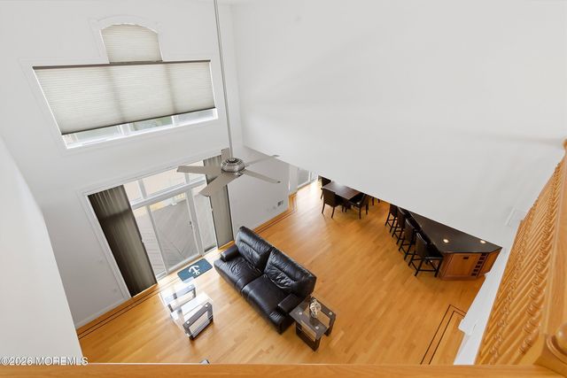17 Lagoon Drive W, Toms River, NJ 08753