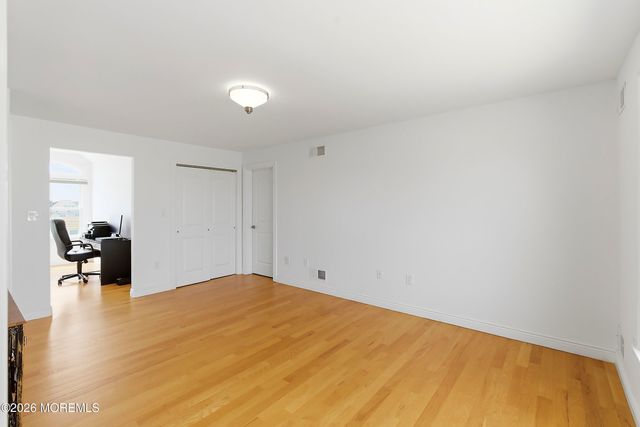 17 Lagoon Drive W, Toms River, NJ 08753