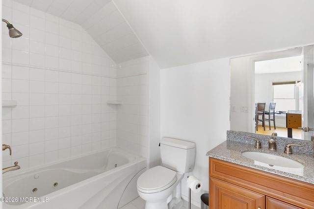 17 Lagoon Drive W, Toms River, NJ 08753