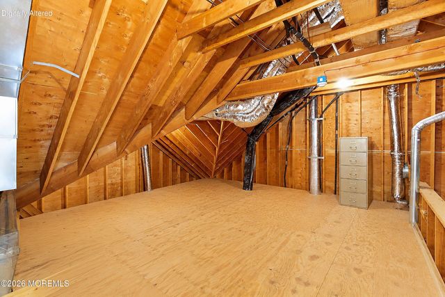 17 Lagoon Drive W, Toms River, NJ 08753