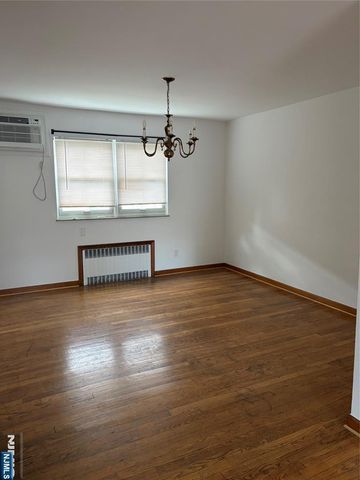 248 Columbia, Cliffside Park, NJ 07010