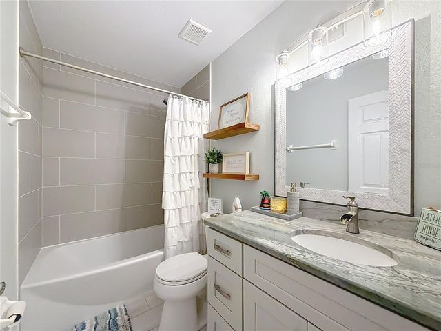 10 FIR ROAD, Ocala, FL 34472