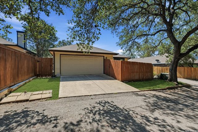 2331 WILD TURKEY W, San Antonio, TX 78232