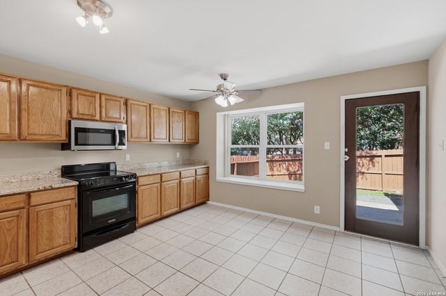 2331 WILD TURKEY W, San Antonio, TX 78232