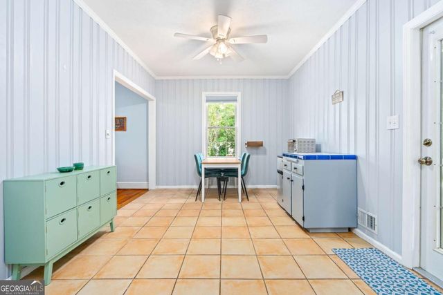 1009 College Station Road, Athens, GA 30605