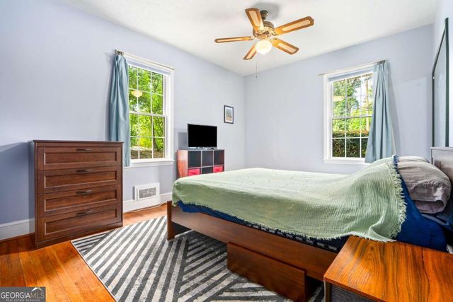 1009 College Station Road, Athens, GA 30605