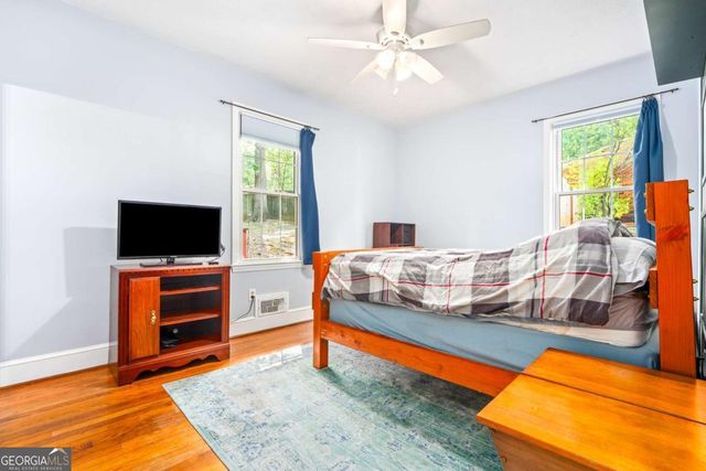1009 College Station Road, Athens, GA 30605