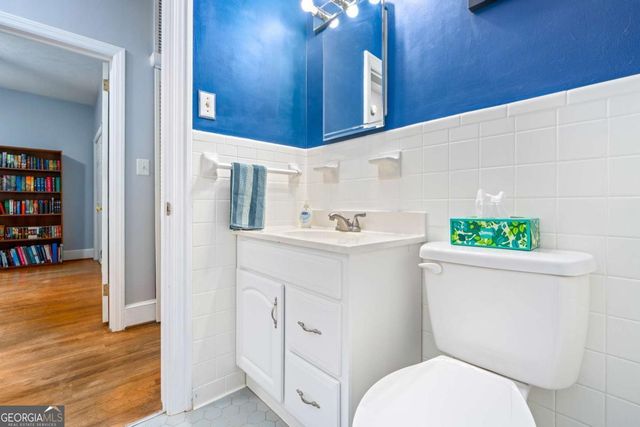1009 College Station Road, Athens, GA 30605
