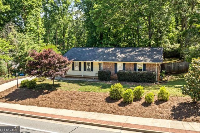 1009 College Station Road, Athens, GA 30605