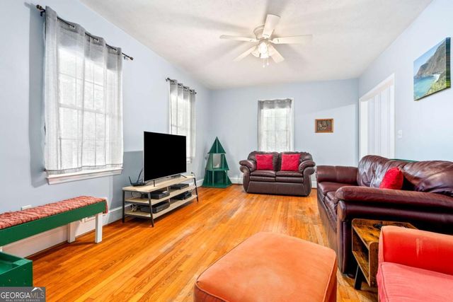 1009 College Station Road, Athens, GA 30605
