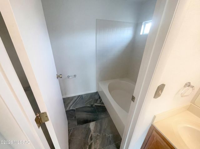 4325 W Blacksmith Street, Tucson, AZ 85741