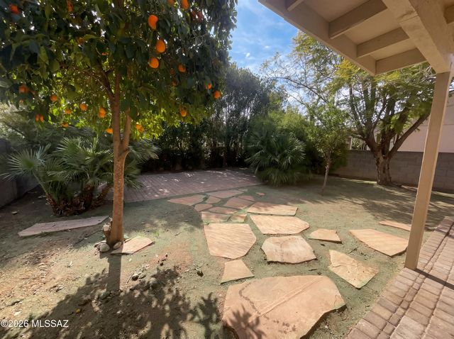 4325 W Blacksmith Street, Tucson, AZ 85741