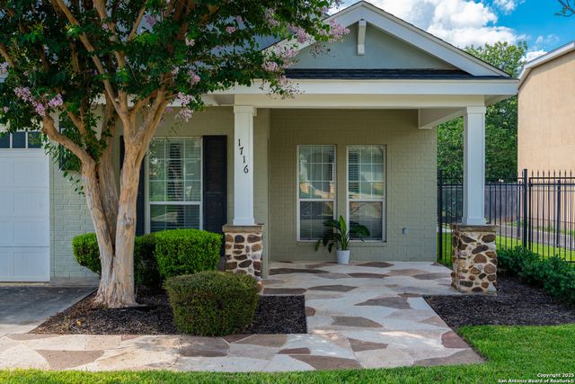 1716 Nordberg, Seguin, TX 78155