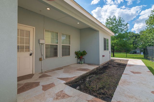 1716 Nordberg, Seguin, TX 78155