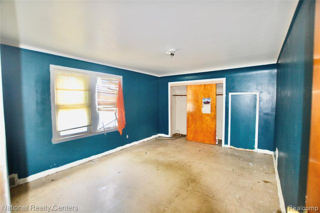 12245 Meyers Road, Detroit, MI 48227