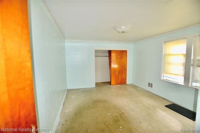 12245 Meyers Road, Detroit, MI 48227