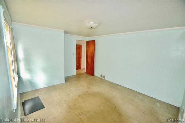 12245 Meyers Road, Detroit, MI 48227