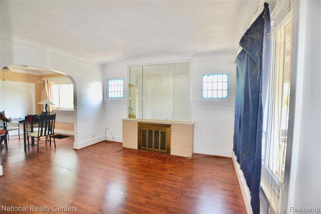12245 Meyers Road, Detroit, MI 48227