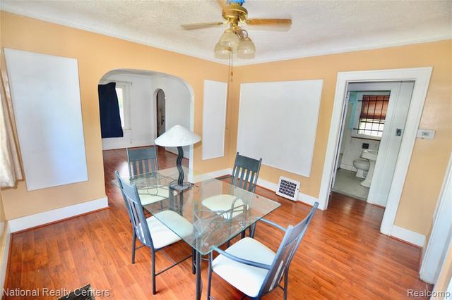 12245 Meyers Road, Detroit, MI 48227
