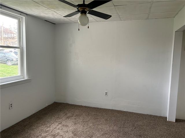 241 E Fairview Ave, Connellsville, PA 15425