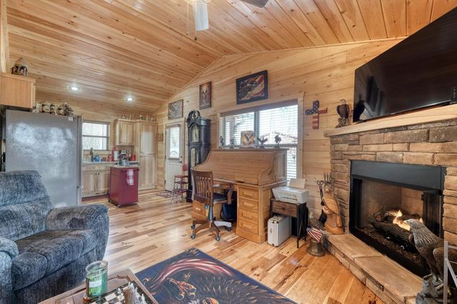 195 Lanes Way, Murphy, NC 28906