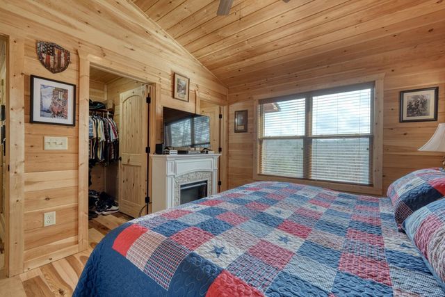 195 Lanes Way, Murphy, NC 28906