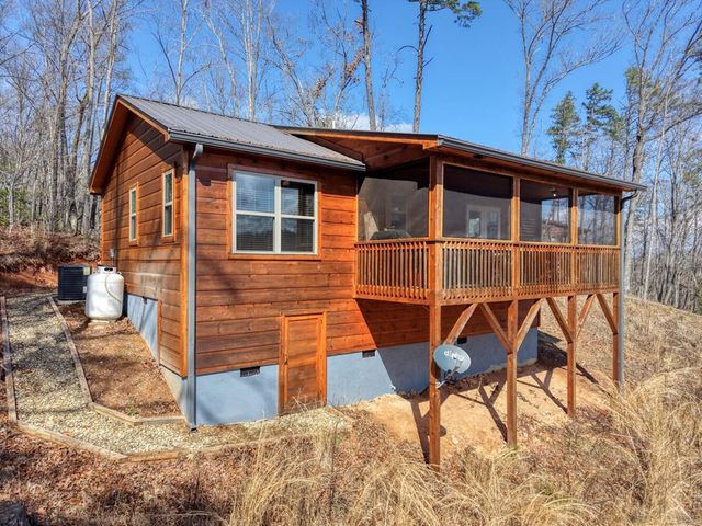 195 Lanes Way, Murphy, NC 28906