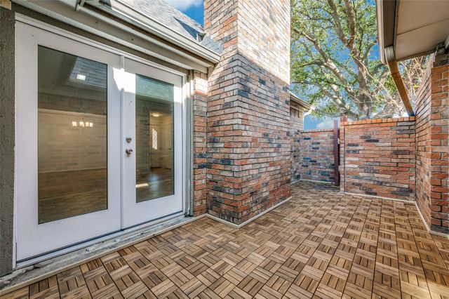 4006 Saint Christopher Lane, Dallas, TX 75287