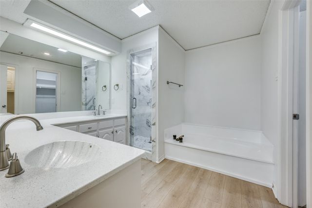 4006 Saint Christopher Lane, Dallas, TX 75287