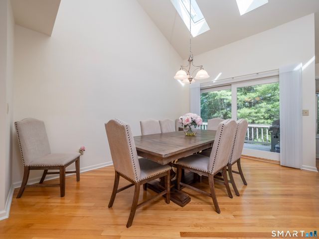 12 Boulevard Drive 31-172, Danbury, CT 06810