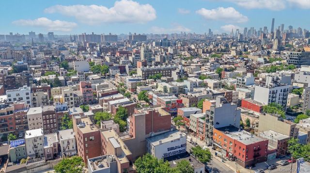 444 Graham Avenue 2H, Brooklyn, NY 11211