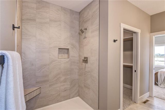 6006 Fuji Lane, Eau Claire, WI 54701