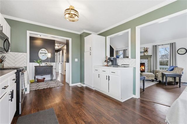 814 S PARK Drive, Raymore, MO 64083