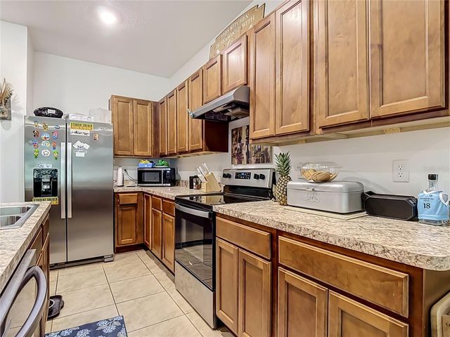 1229 YELLOW FINCH DRIVE, Davenport, FL 33837