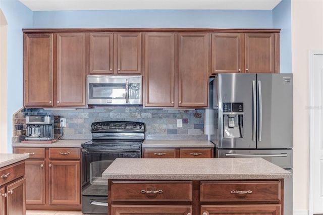 1511 BONITA BLUFF COURT, Ruskin, FL 33570