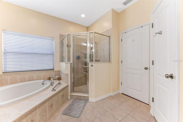 1511 BONITA BLUFF COURT, Ruskin, FL 33570