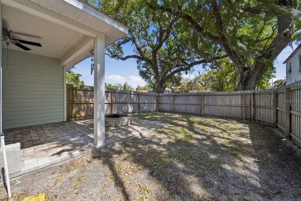 Image 25 of property listing at 729-733 PUTNAM AVENUE, Orlando, FL 32804