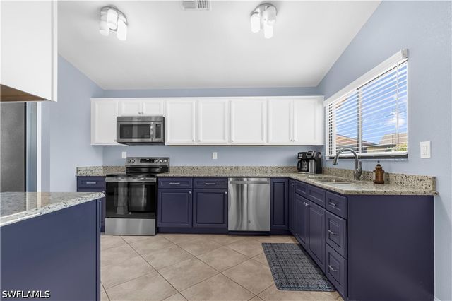 6487 Royal Woods DR, Fort Myers, FL 33908