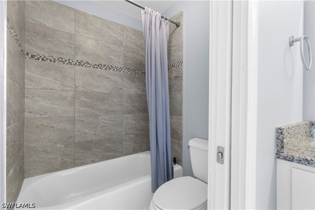 6487 Royal Woods DR, Fort Myers, FL 33908